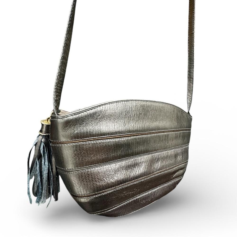 Vintage Sharif Silver Metallic Leather Shoulder / crossbody Bag – Made in USA